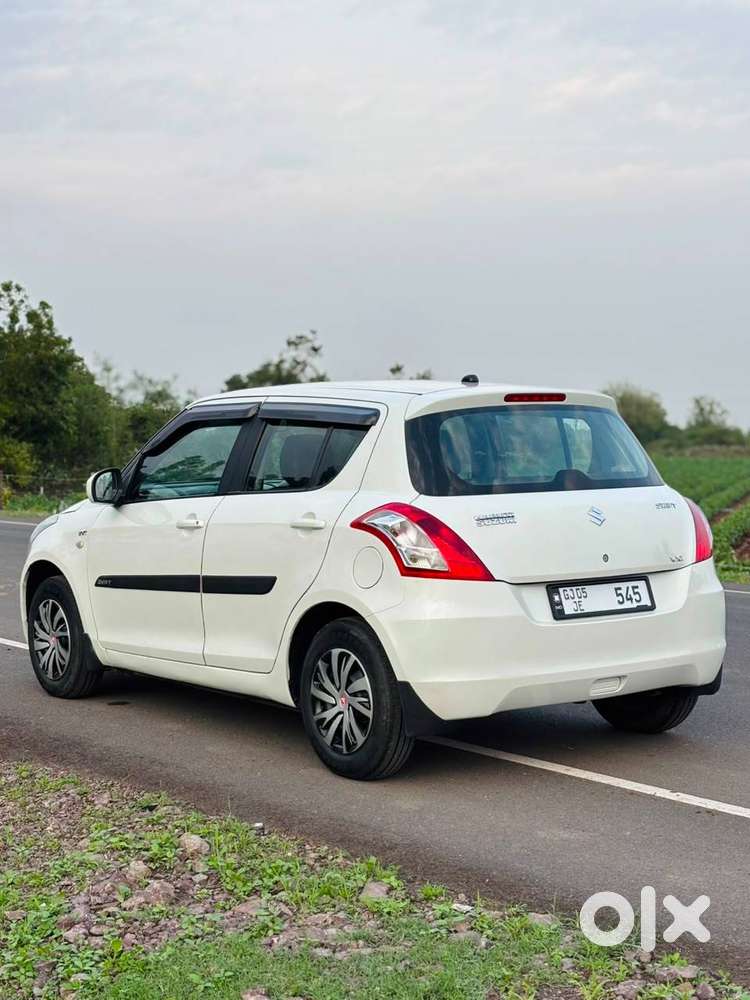 Maruti Suzuki Swift 2013 Cng & Hybrids Well Maintained