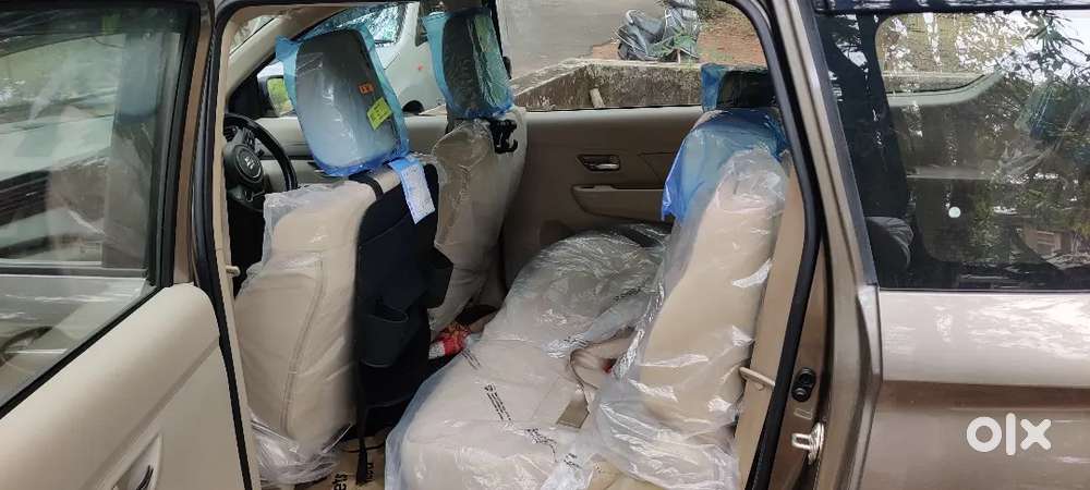 Ertiga Vxi Bs6 2022 December