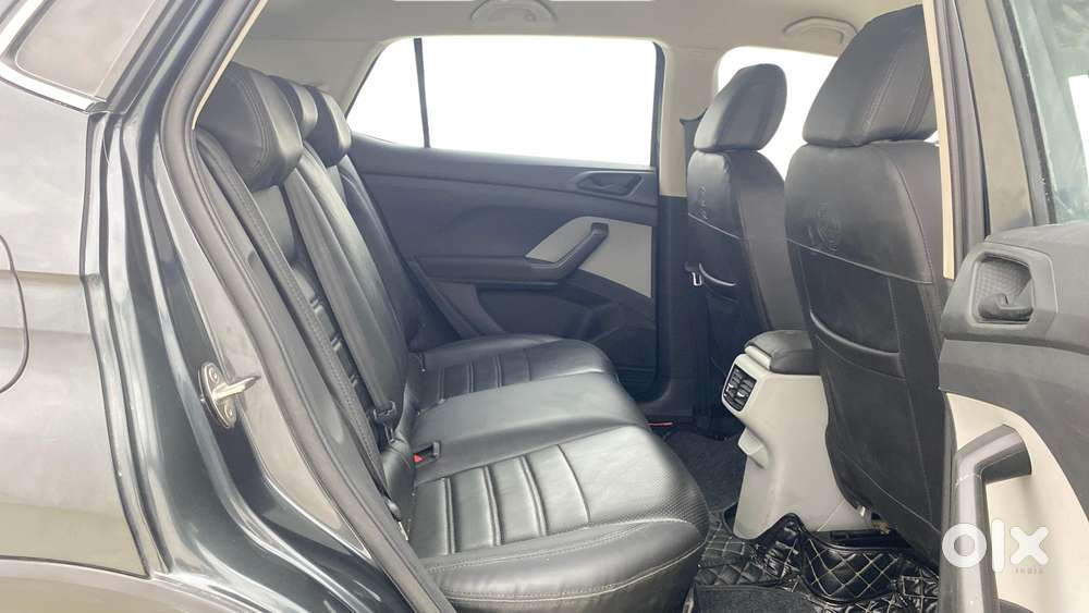 Skoda Kushaq 1.0 Tsi Active, 2022, Petrol