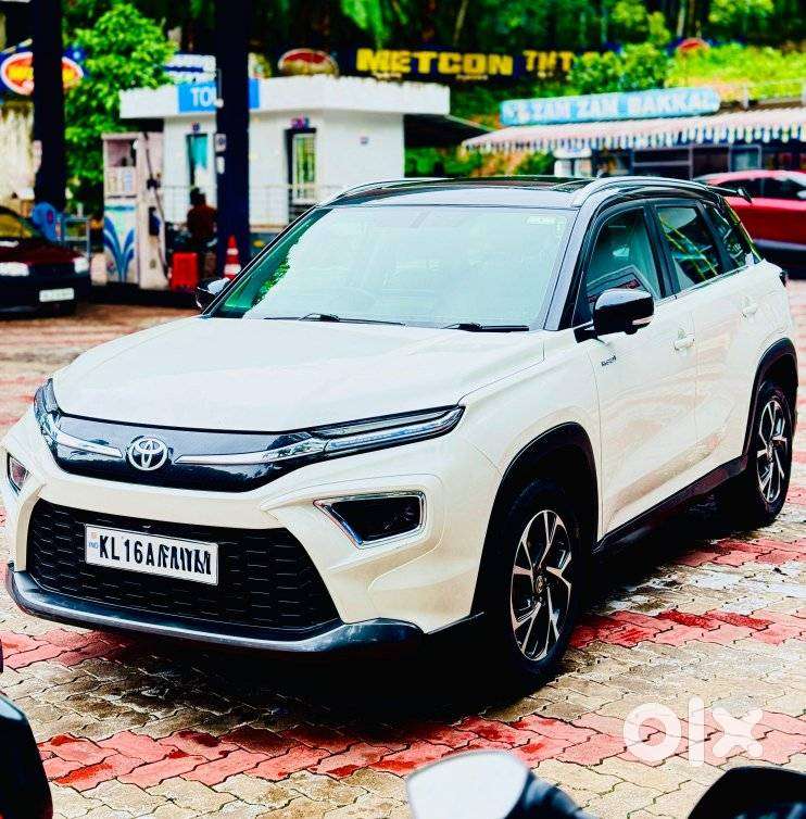 Toyota Urban Cruiser Hyryder 1.5 V Hybrid, 2022, Petrol