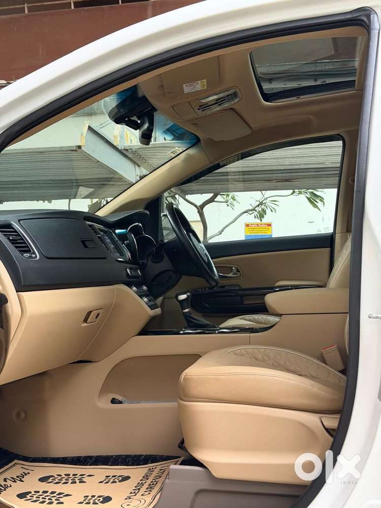 Kia Carnival Limousine Plus 7 Str, 2022, Diesel