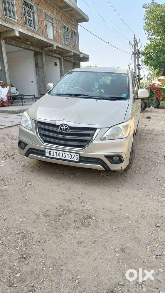 Toyota Innova 2.5g