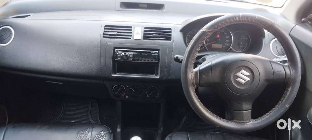 Maruti Suzuki Swift 2004-2010 Vxi Bsiv, 2011, Petrol