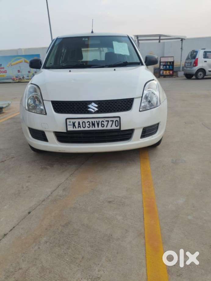 Maruti Suzuki Swift Lxi Option, 2010, Petrol