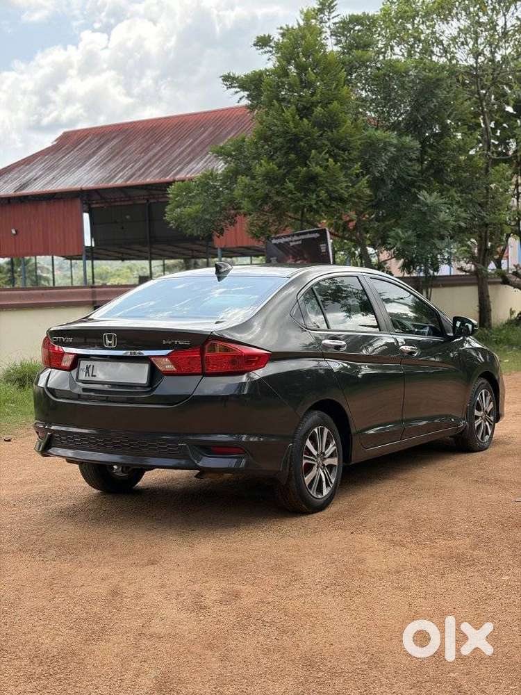 Honda City I-vtec V, 2018, Petrol