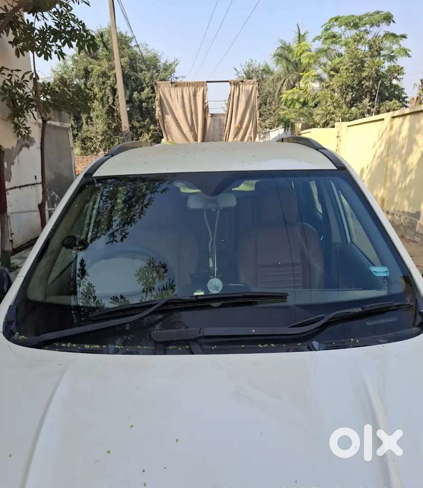 Mahindra Xuv500 2013 Diesel 102500 Km Driven