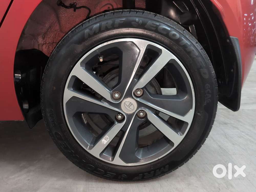 Tata Altroz Xza Petrol, 2024, Petrol