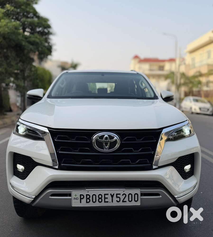 Toyota Fortuner 4x2 At 2.8 Diesel, 2022, Diesel