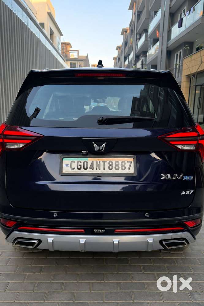 Mahindra Xuv700 2.0 Ax 7 Petrol Mt Str, 2022, Petrol