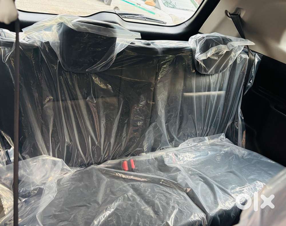 Maruti Suzuki Invicto Alpha Plus 7str, 2025, Petrol