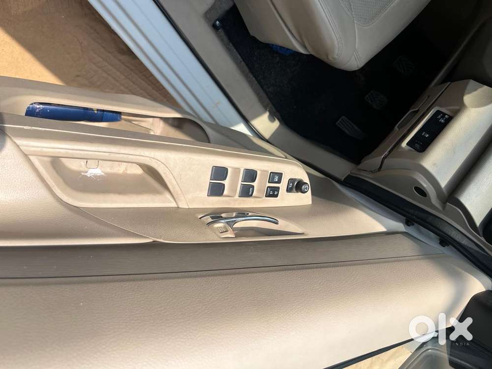 Maruti Suzuki Ertiga 2022-2023  Vxi, 2022, Cng & Hybrids