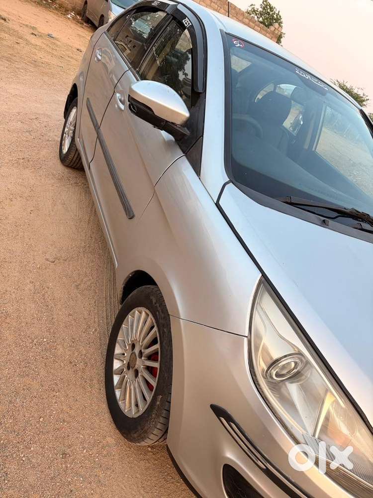Tata Zest Xt 2014 December Diesel Good Condition