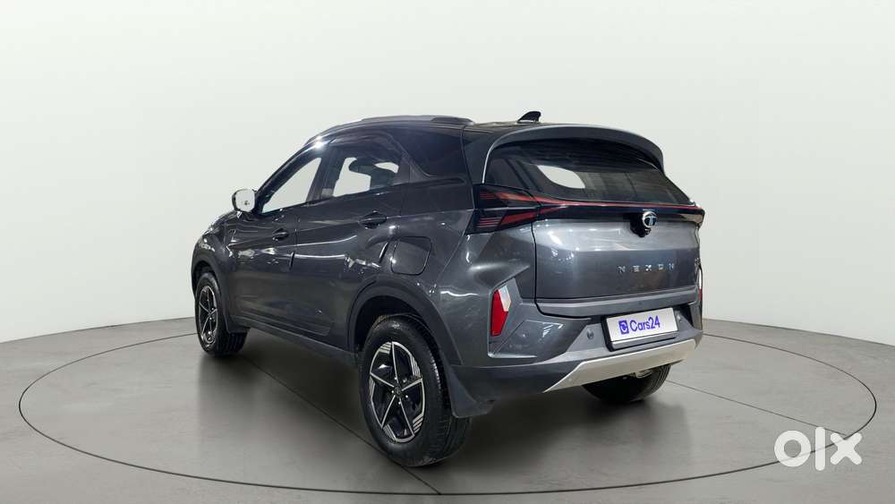 Tata Nexon Fearless Plus S Purple 1.2 Revotron Petrol 7dca Dual Tone..