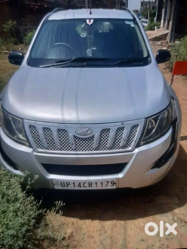 Mahindra Xuv500 2015