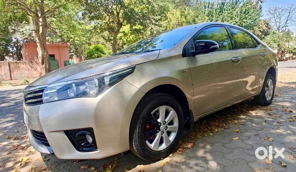 Toyota Corolla Altis 2013-2017 G At, 2015, Cng & Hybrids