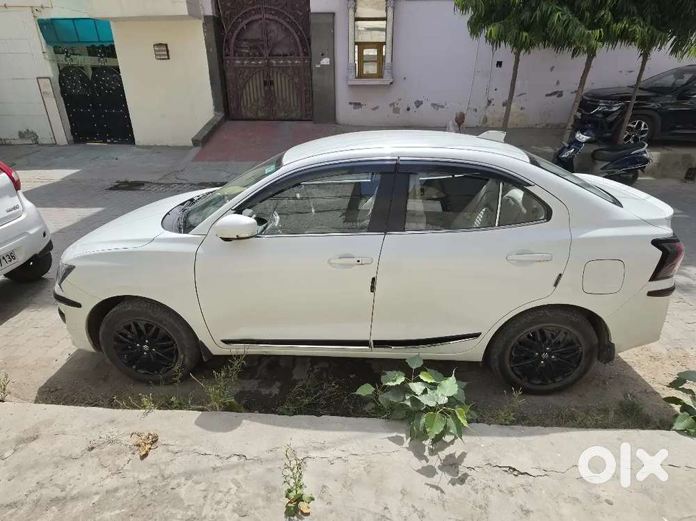 Maruti Suzuki Dzire Zxi, 2026 Petrol Manual
