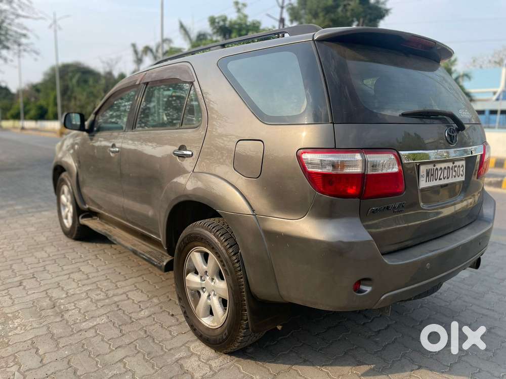 Toyota Fortuner 3.0 4x4 Manual, 2011, Diesel