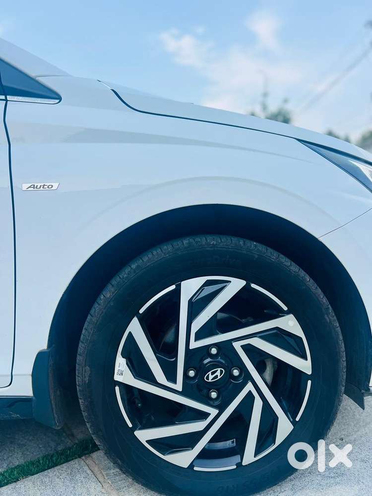 Hyundai New I20 1.2 Asta (o) Ivt, 2024, Petrol
