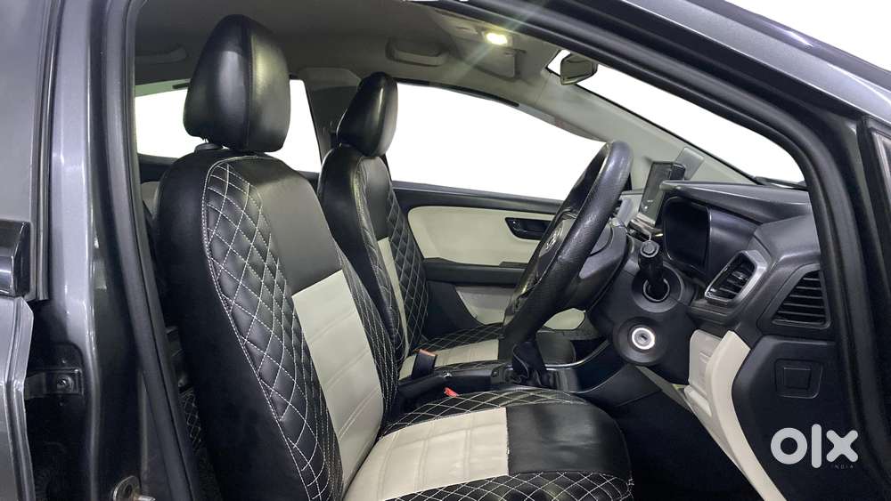 Tata Altroz 1.2 Xe Plus Petrol, 2022, Petrol