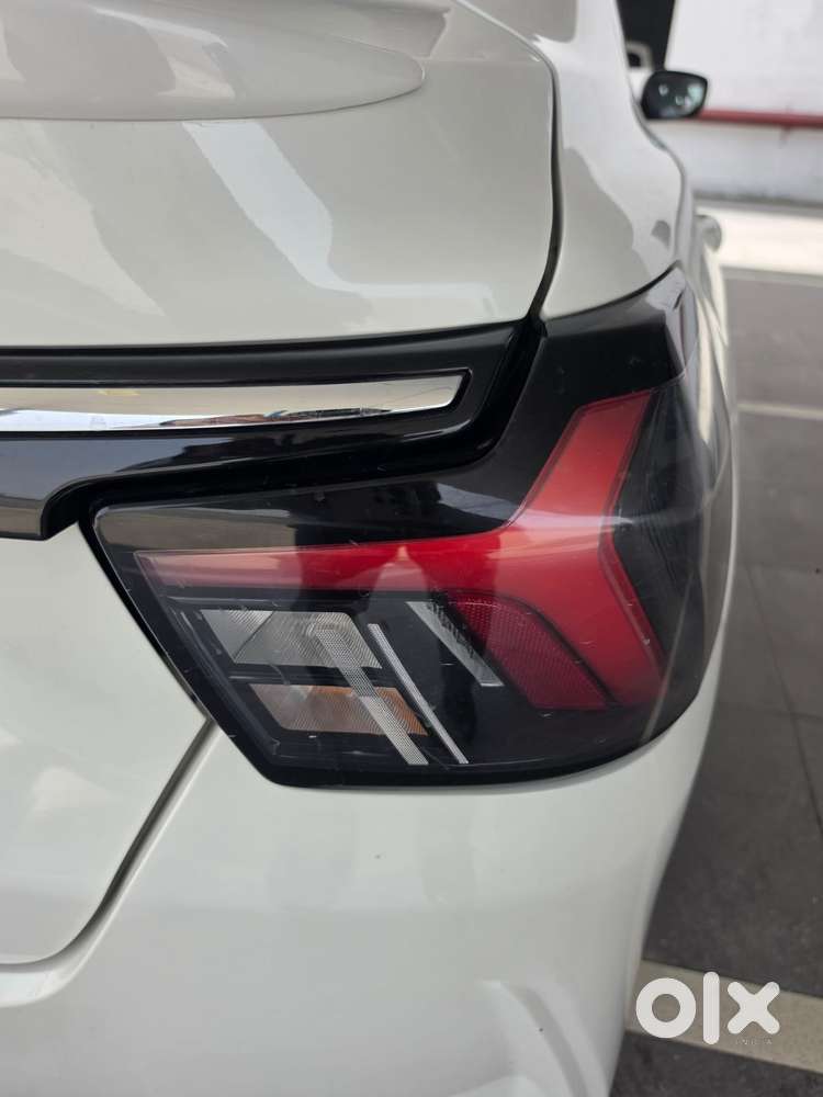 Maruti Suzuki Dzire 1.2 Vxi, 2025, Petrol