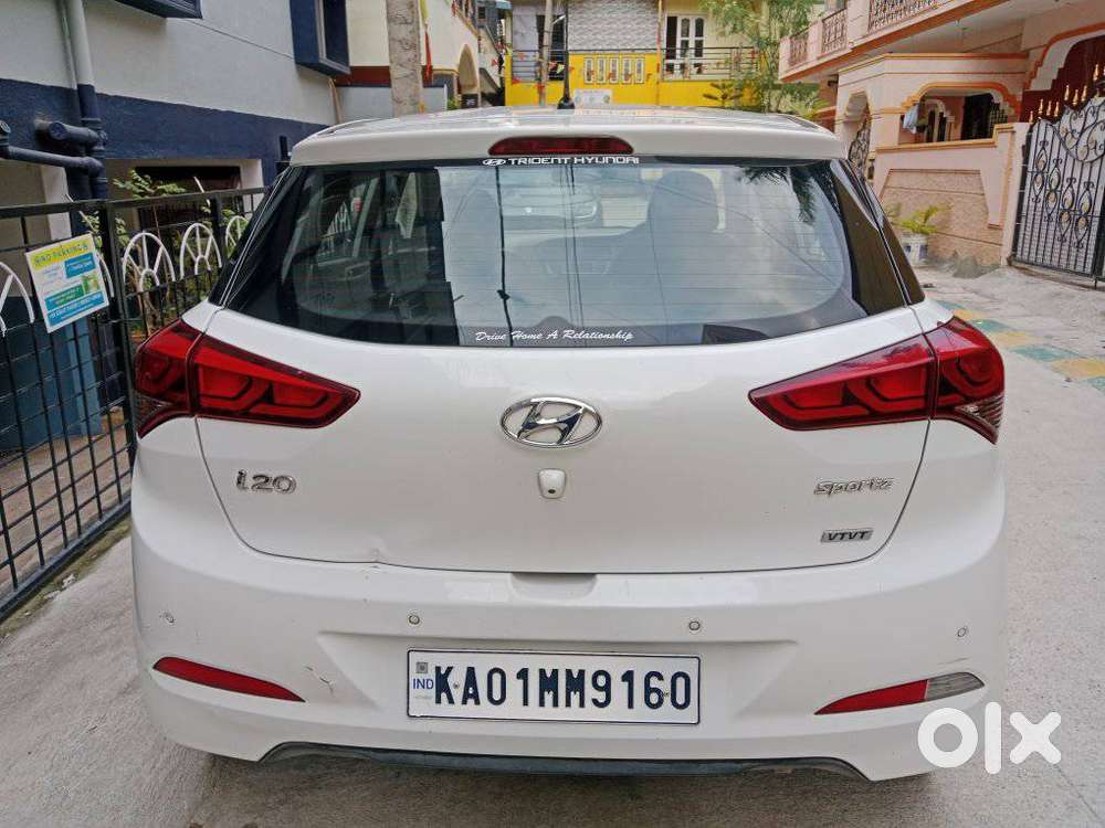 Hyundai Elite I20 Sportz (o) 1.2, 2016, Petrol