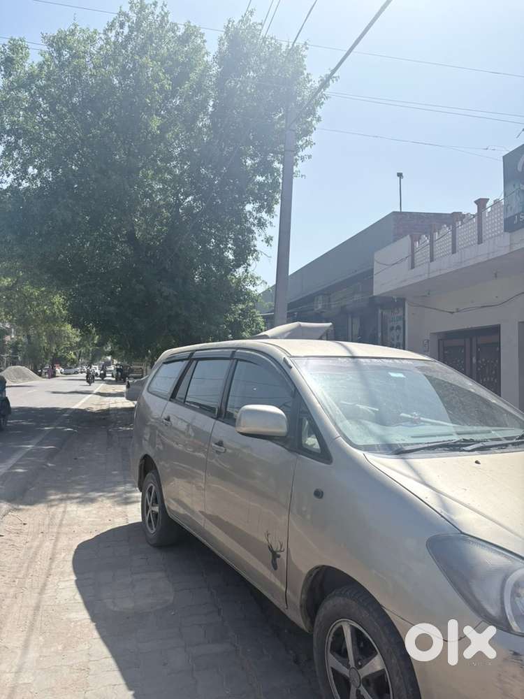 Toyota Innova Diesel 2011
