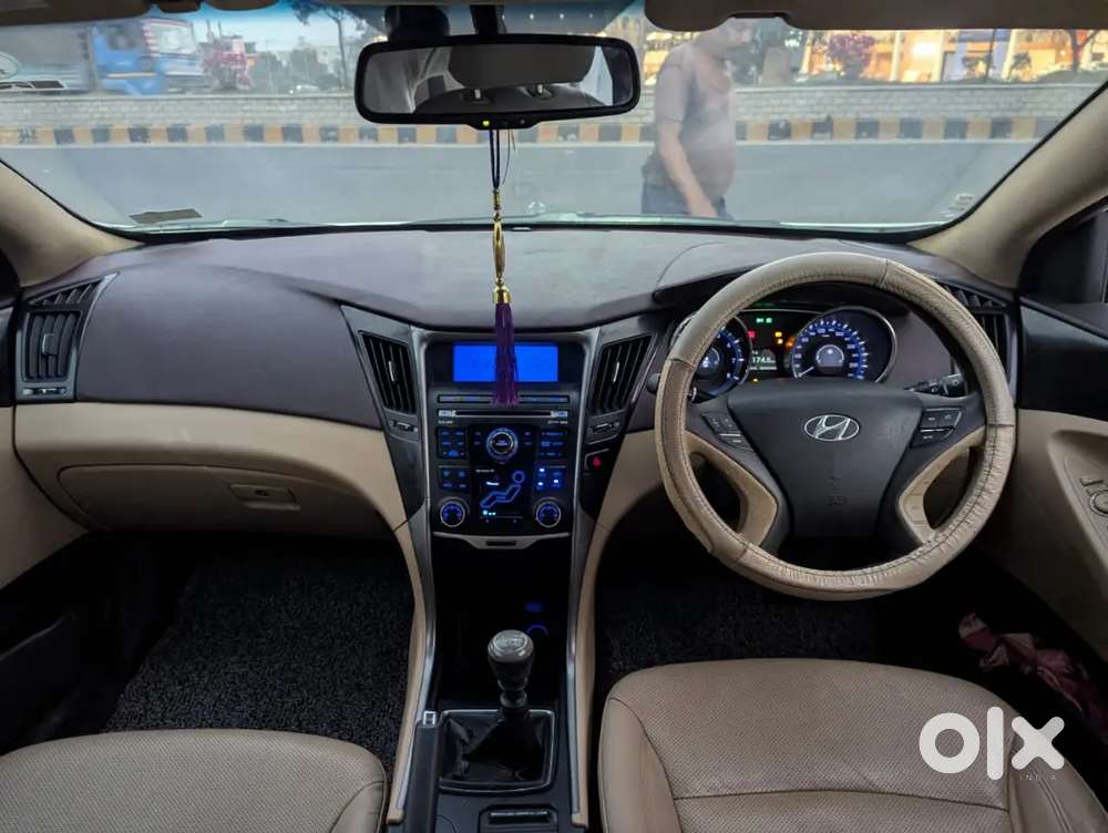 Hyundai Sonata 2013 Petrol Well Maintained