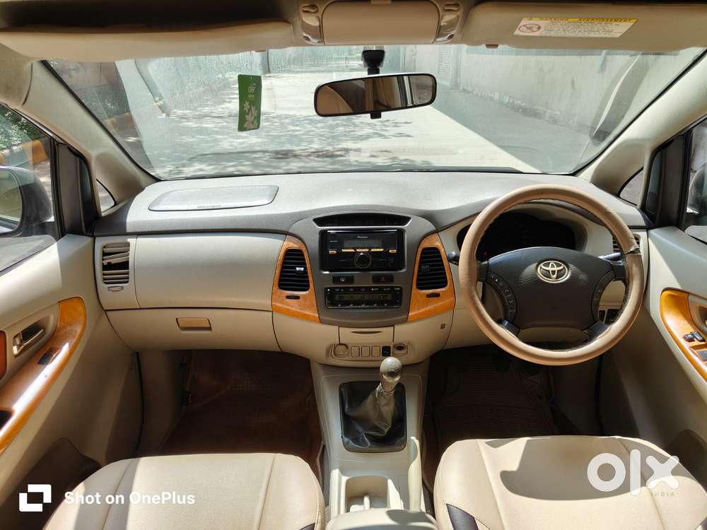Toyota Innova 2.5 Vx 8 Str Bs-iii, 2010, Diesel