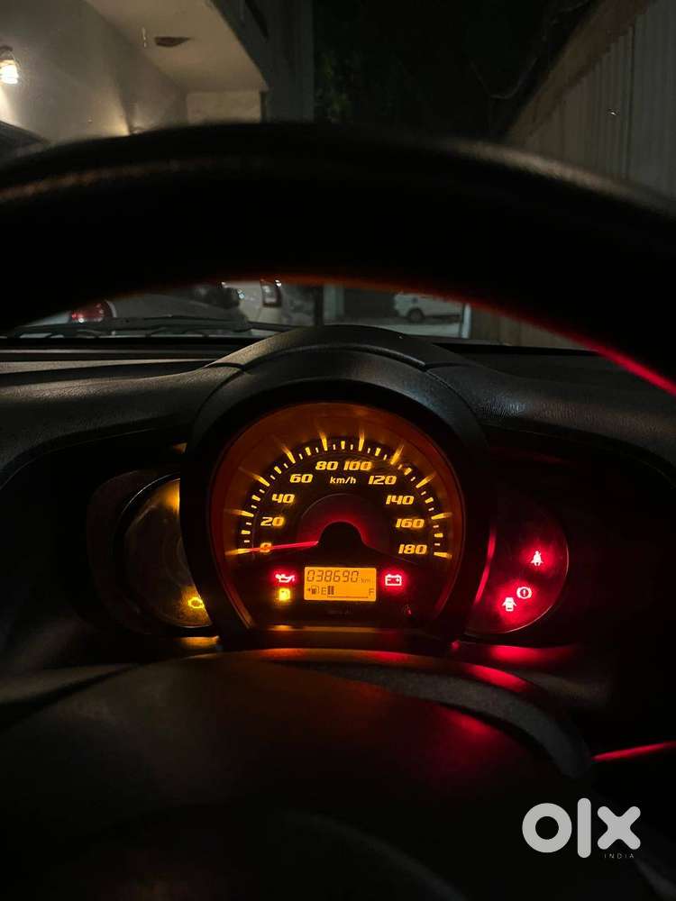 Honda Amaze In Silver Colour Purchased In 2015