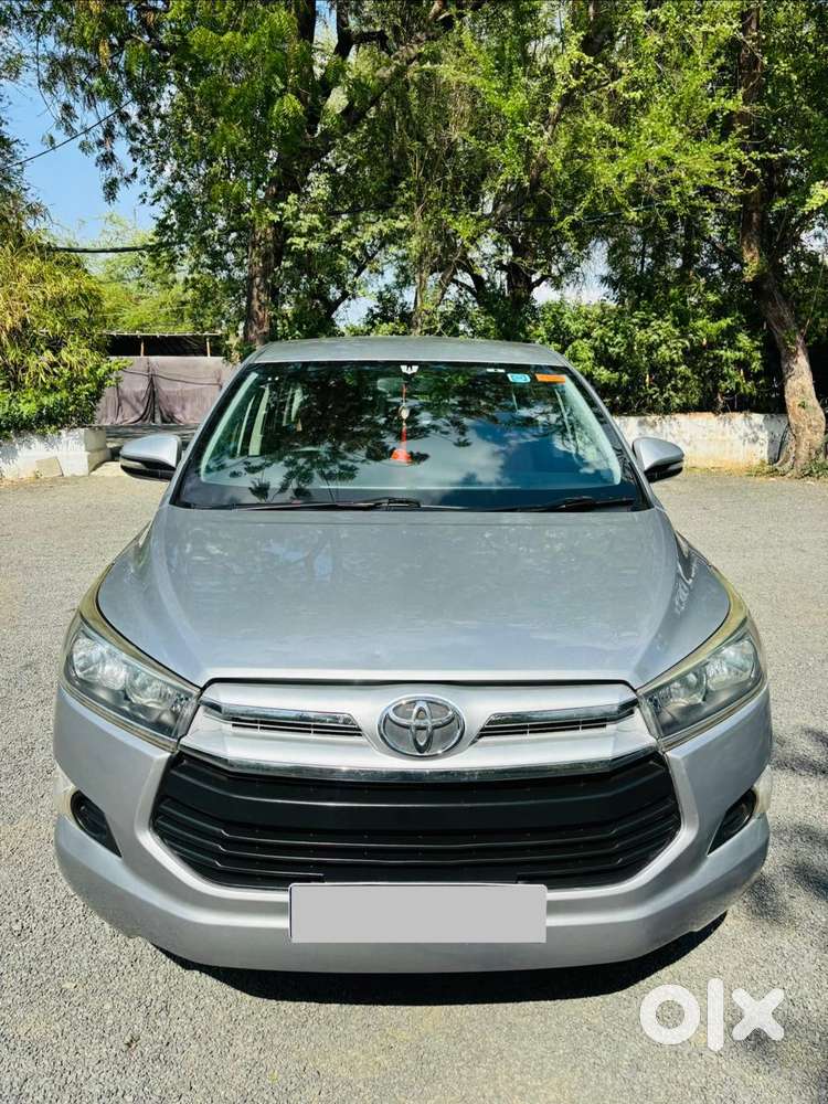 Toyota Innova Crysta 2.4 Gx Mt, 2017, Diesel