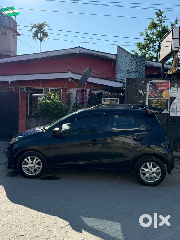 Honda Brio 2011 Petrol Well Maintained