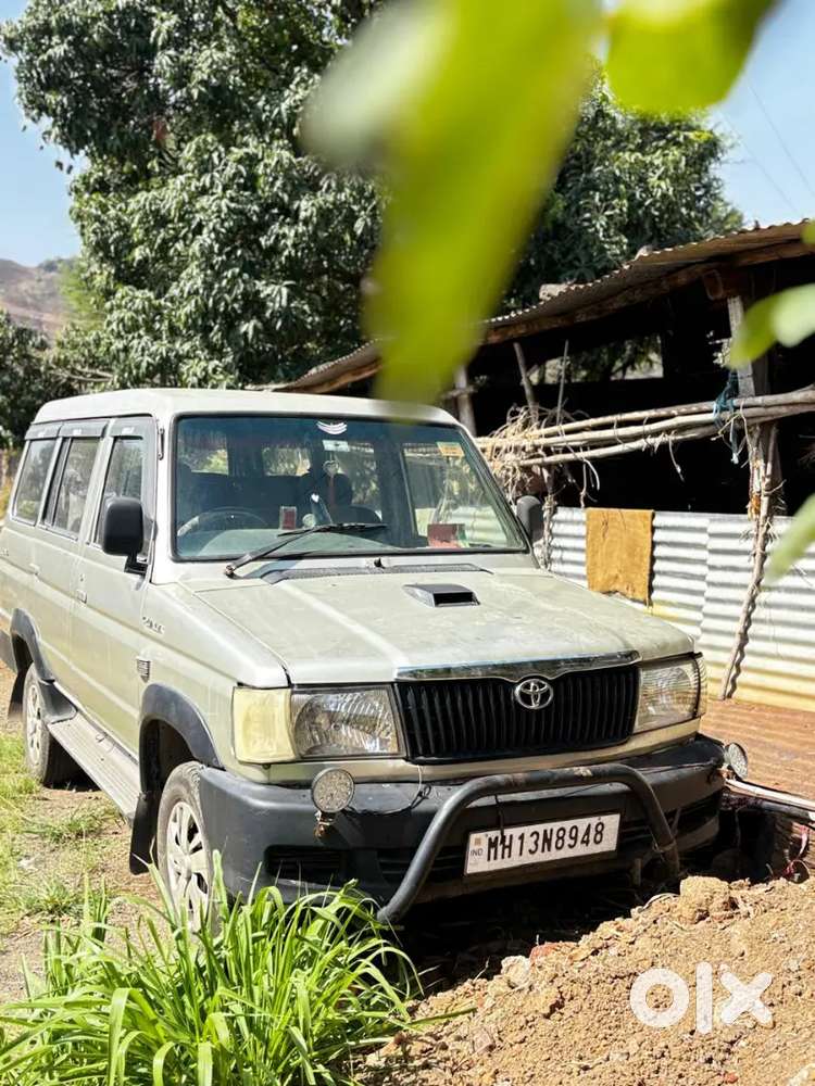 Toyota Qualis 2005 Diesel Well Maintained