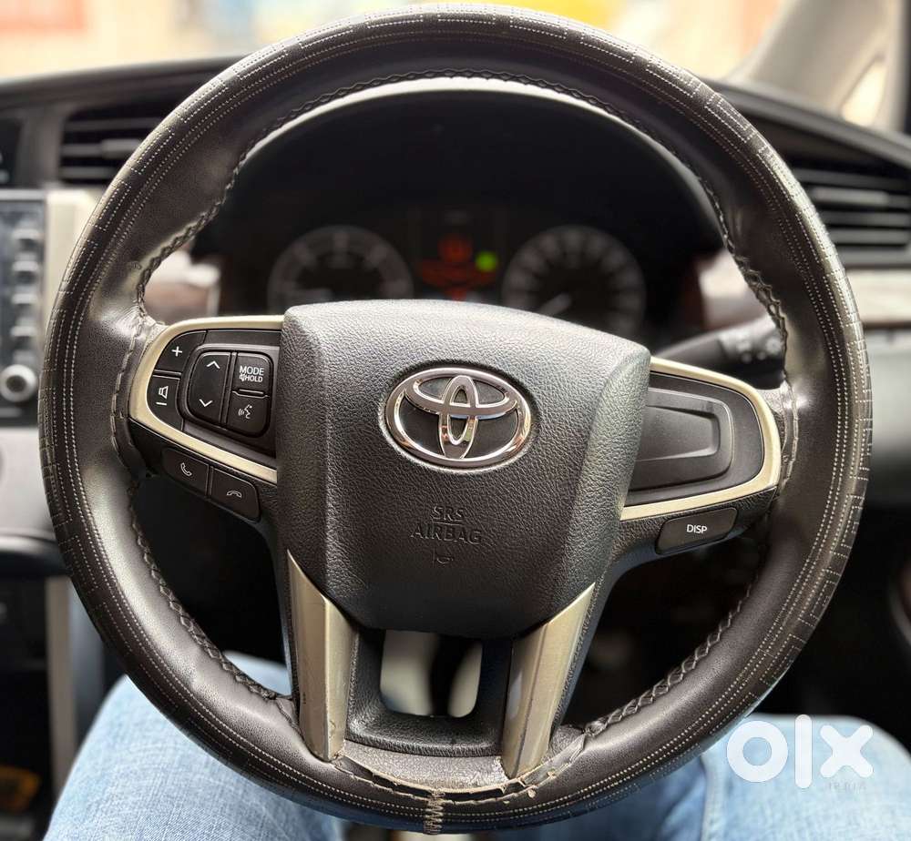 Toyota Innova Crysta [2020-ongoing] 2.7 Gx Mt 8 Str, 2022, Diesel