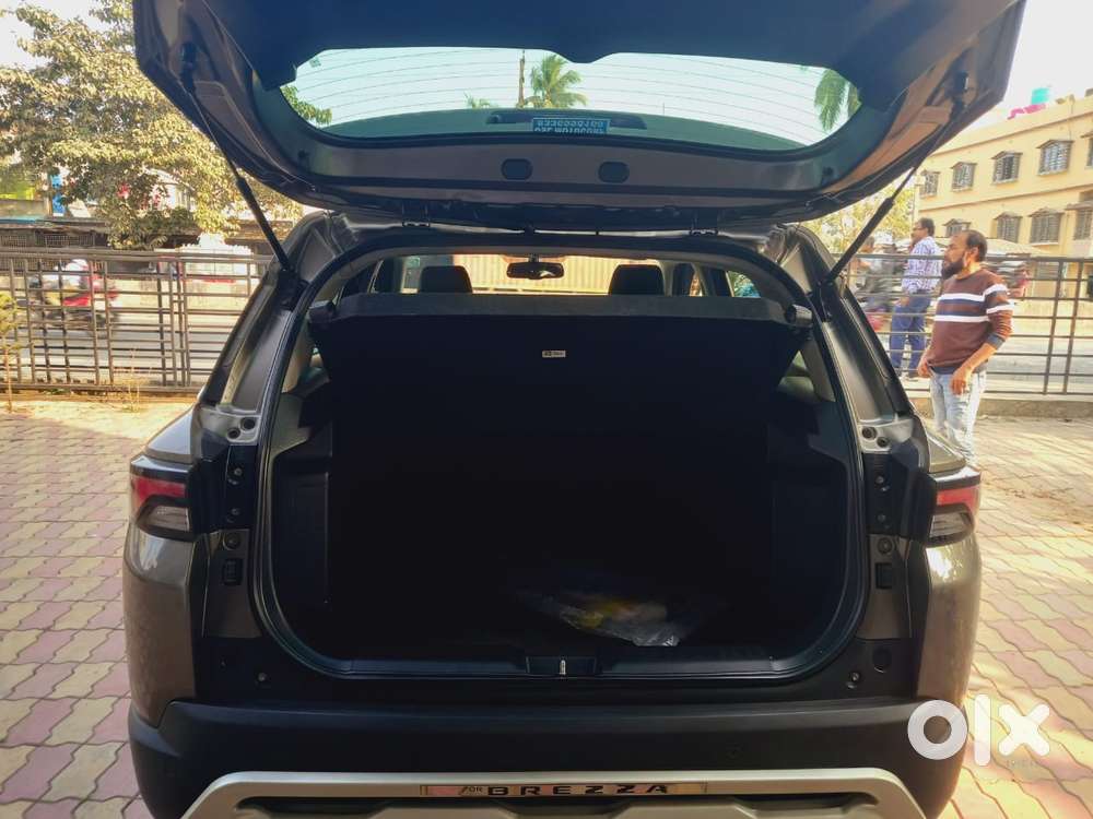 Maruti Suzuki Brezza 1.5 Zxi Plus Smart Hybrid, 2023, Petrol