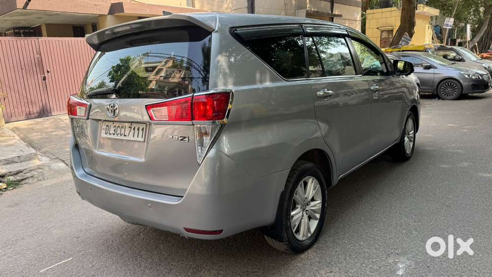 Toyota Innova Crysta 2.8 Zx At, 2017
