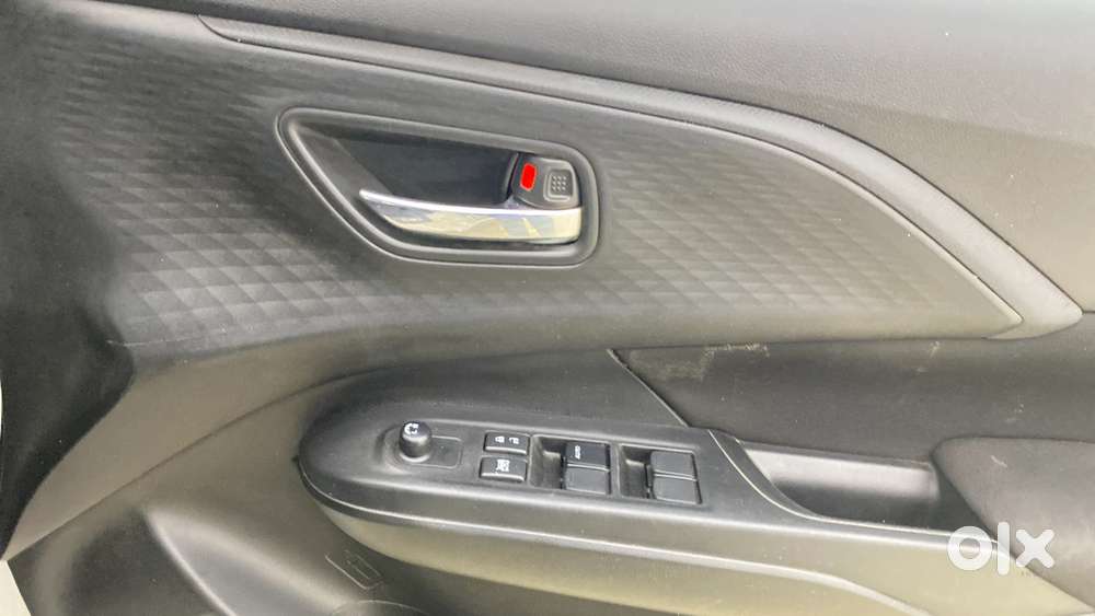 Maruti Suzuki Swift Vvt Vxi, 2025, Petrol