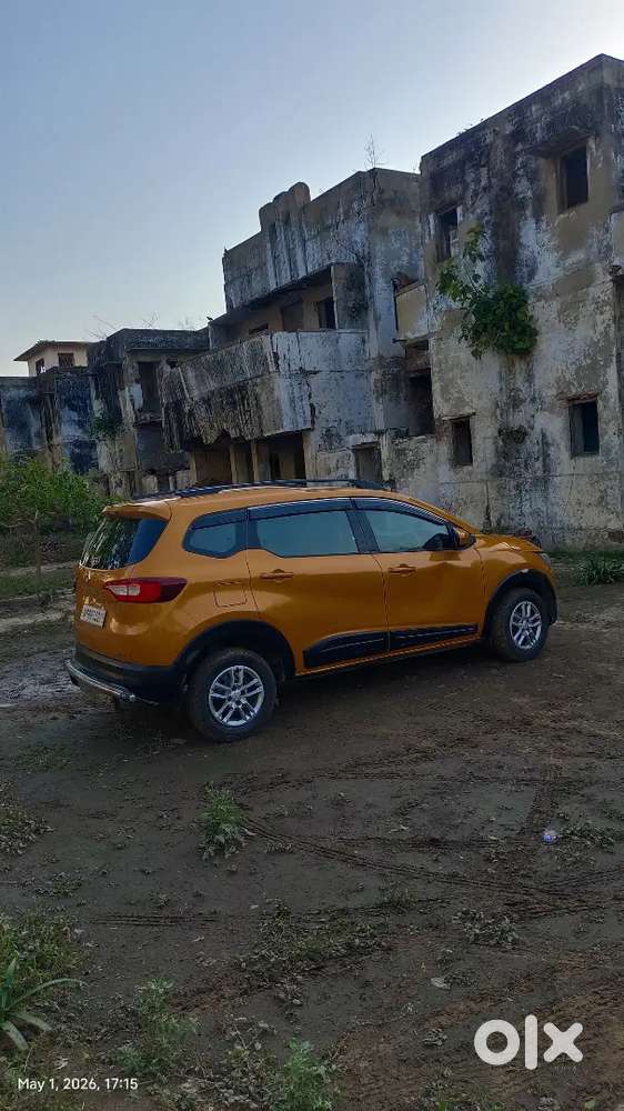 Renault Triber Rxt (2021) Condition Just Like New 1st Party Insurance