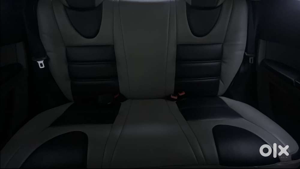 Tata Tiago 1.2 Revotron Xm, 2016, Petrol