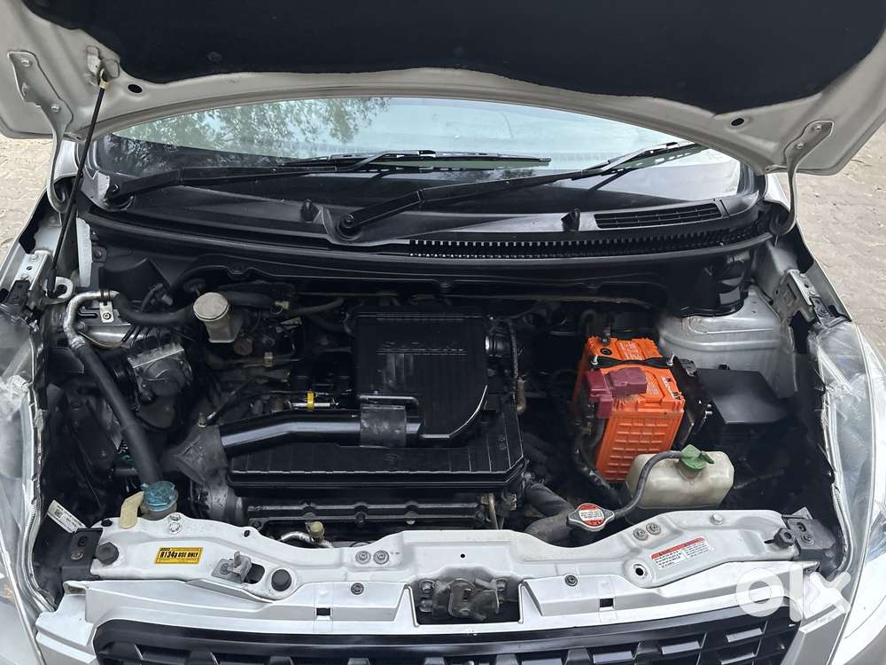 Maruti Suzuki Ertiga 1.5 Zxi, 2014, Petrol