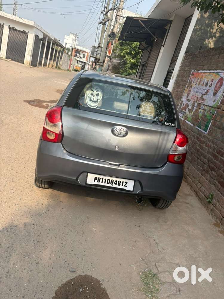 Toyota Etios Liva 2017 Diesel Well Maintained