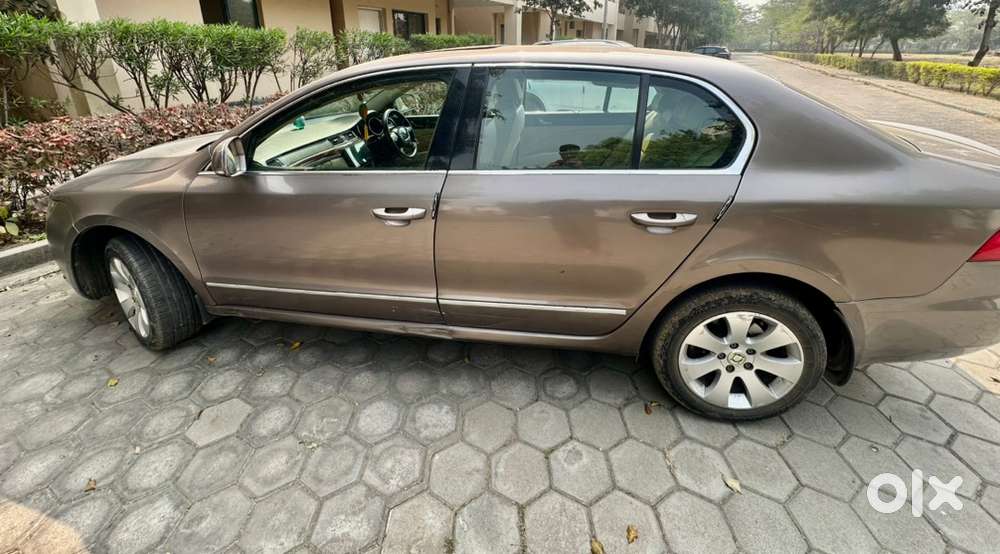 Skoda Superb 2011 Petrol Good Condition