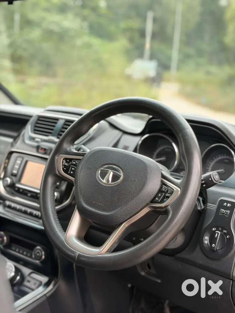 Tata Hexa 2.2 Xt 4x2 7 Str, 2017, Diesel