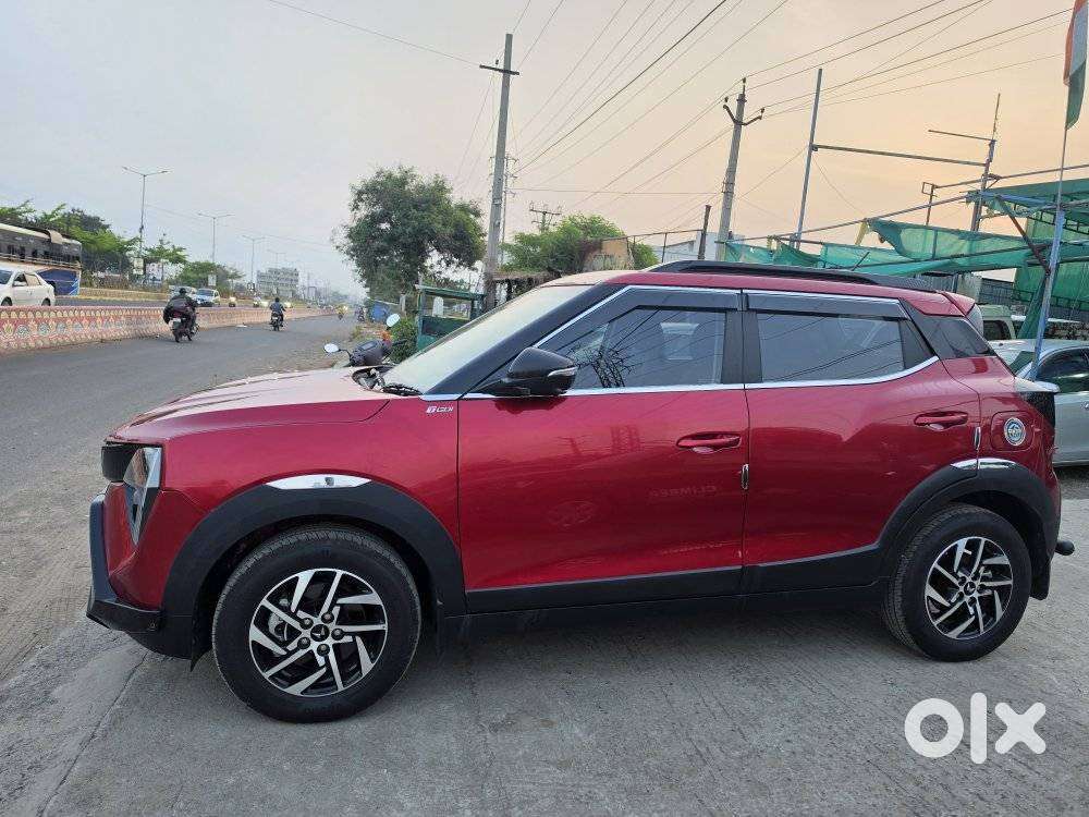Mahindra Xuv 3xo Ax5l Pg Mt, 2025, Diesel