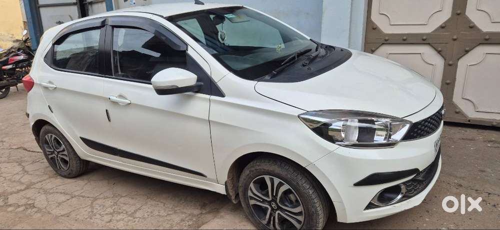 Tata Tiago Petrol 2019