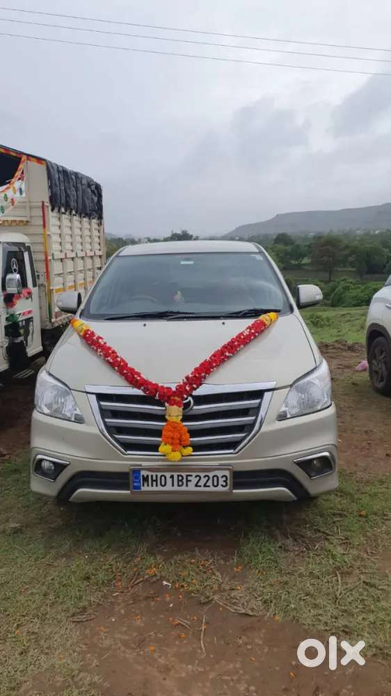 Toyota Innova 2012 Diesel Well Maintained