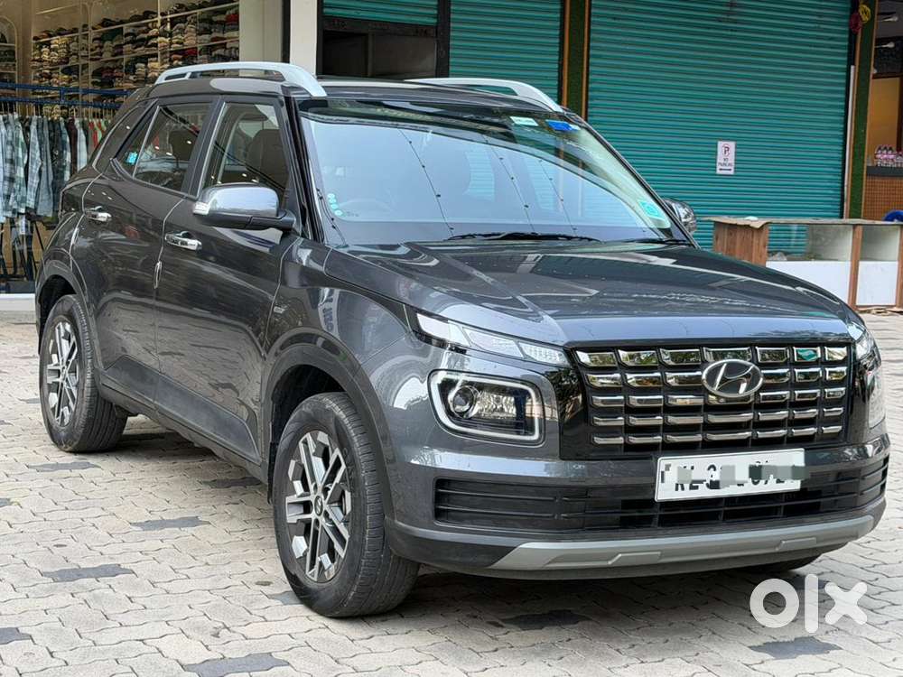Hyundai Venue 1.0 Sx (o) Turbo Dct, 2024, Petrol