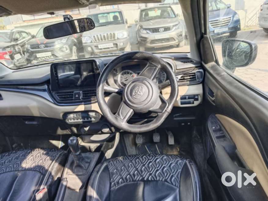 Toyota Glanza 1.2 E, 2023, Petrol