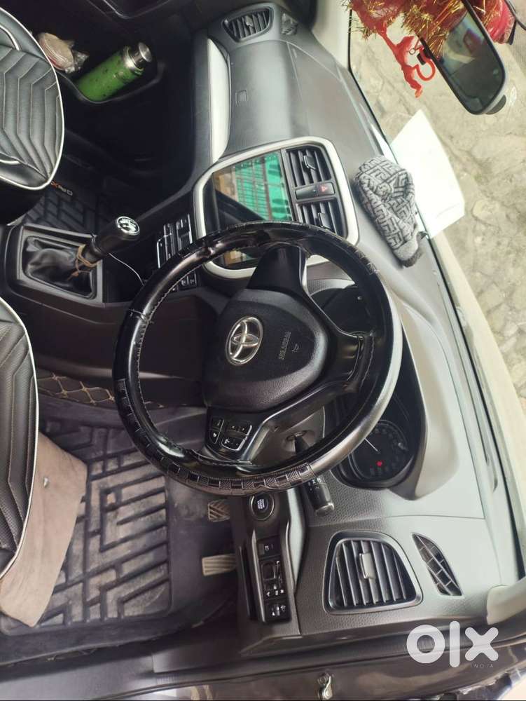 Toyota Urban Cruiser 2022 Petrol Well Maintained