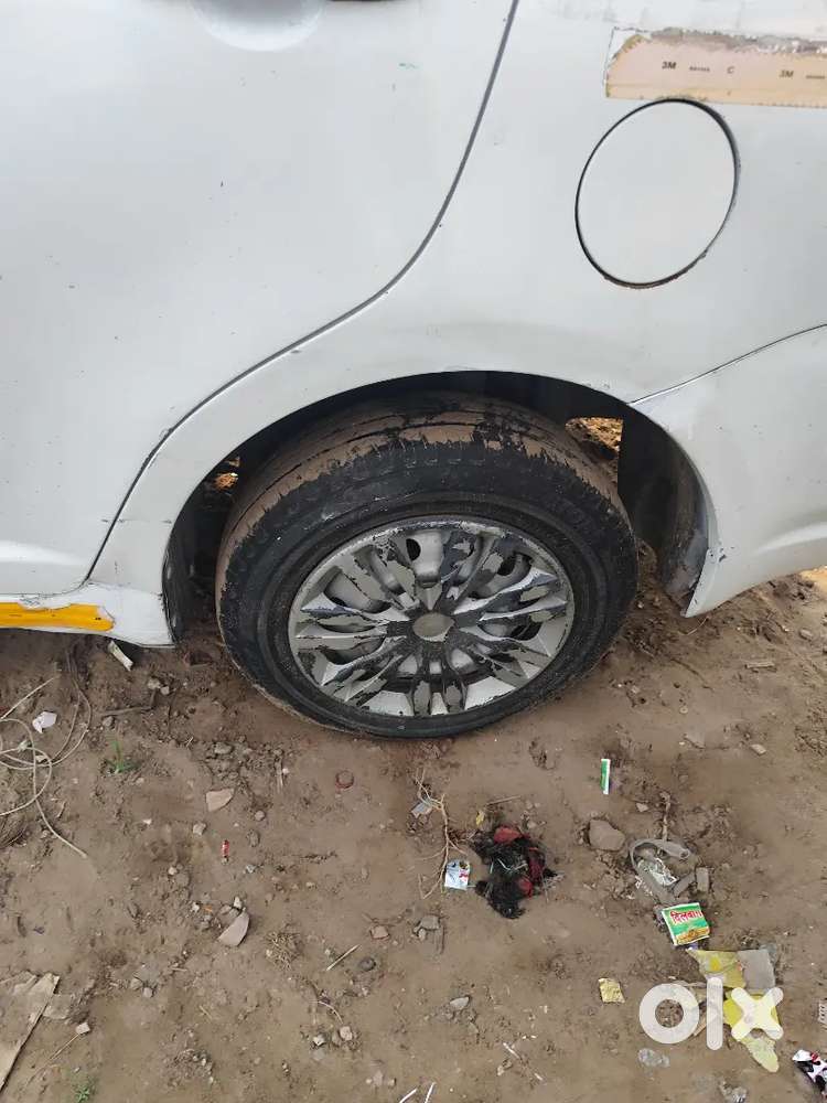 Maruti Suzuki Dzire 2015 Diesel Manual