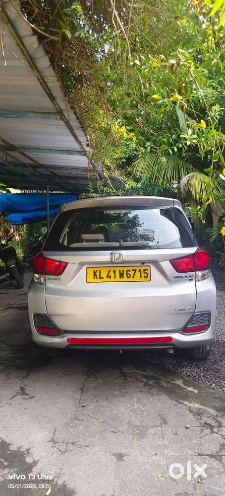 Honda Mobilio 2015 Diesel Attached In Uber(xl)